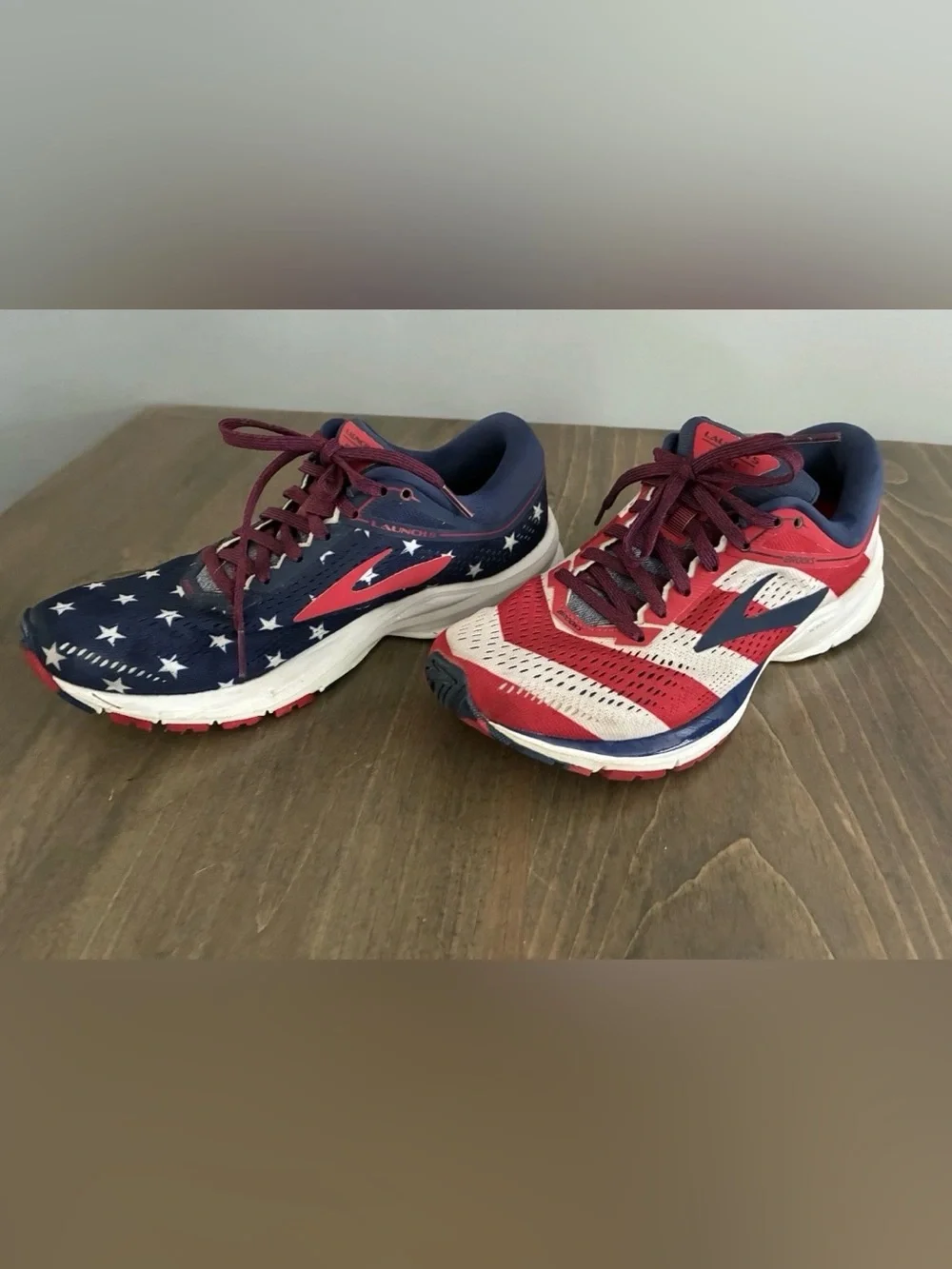 Brooks Launch 5 Running Shoes USA Stars & Stripes Womens 8